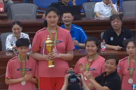 2.27米张子宇，比女篮国家队中锋还高20cm，中国女篮以后看她了？