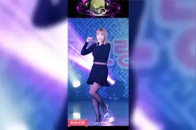 洪真英尺度太大了，现场演绎打糕舞，舞姿撩人眼神魅惑视频封面