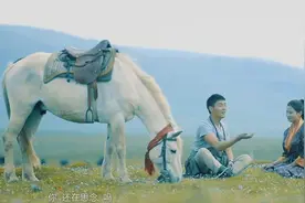 一曲藏歌《守候》优美的歌声，听到心醉！