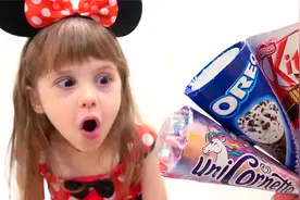 外国小女孩，神奇的彩色冰箱，竟然藏着不同口味的冰淇淋~视频封面