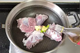 炖羊腿的关键在于三不放，分享给大家，千万要牢记，放错毁一锅