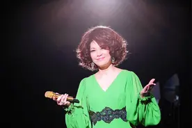 一代天后蔡琴走心演唱《缺口》，开口就爱了，浑厚声音好听至极！视频封面