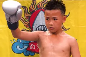 中国11岁格斗天才横空出世，10战10胜就没输过，大人都自愧不如视频封面