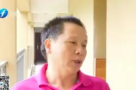 业委会公开招标另聘物业公司，旧物业不肯离去！业主：好尴尬！视频封面