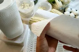 冰箱食材收纳小细节，这样储存食物整洁干净，节省空间也不浪费视频封面