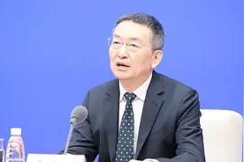年初电影盗版问题引关注 版权局：版权保护刻不容缓视频封面