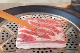 吃了几十年五花肉，还是最喜欢湖北人的做法，上锅一蒸，满院飘香