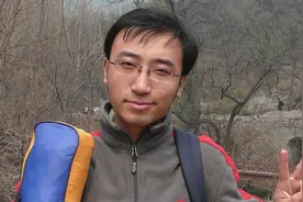 北大清华双料高才生，网红老师李永乐：人大附中让我成为千万富翁视频封面