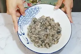海边人最爱喝的海蛎汤，三天不喝想的慌，做法其实很简单视频封面