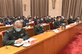 出席十三届全国人大四次会议 解放军和武警部队代表团成立视频封面