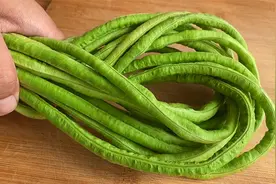 炒豇豆角，最忌焯水和直接炒，教你一招，营养入味，天天吃都不腻