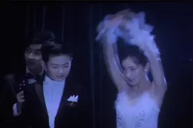 鄂尔多斯市总工会与内蒙古电影集团组织观影电影《援爱》 首映礼视频封面