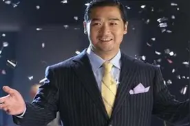 2003年，张国立之子张默在校殴打童瑶，次年老师黄定宇被开除