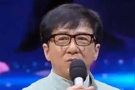 成龙回忆儿子出狱的细节，觉得自己不是好爸爸，成龙谈房祖名合集视频封面