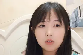 独居妹子半夜五点被人敲门，开门空无一人，早上问邻居才知道原因视频封面