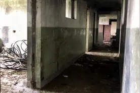 实拍青藏高原上的兵工厂，两弹一星的前身研发基地，全部荒废了！视频封面