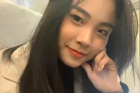 台湾美女生大学生畅游大美鄂尔多斯，大美内蒙难忘之旅视频封面