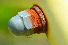 螺母生锈拧不出来？没关系，教你这个工具轻松解决！视频封面