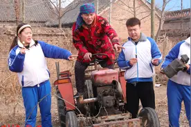 小花维修队开始巡逻，刚开始就把妈妈的机动车烟筒给卸了，真搞笑视频封面