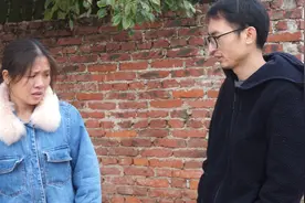 女孩相亲时放屁，小伙不仅不嫌弃还作歌一曲，太搞笑了视频封面