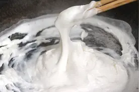 做浆糊不要用面粉，一个简单办法，浆糊贴的春联粘一年都不掉视频封面