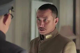 西安事变后，张学良把东北军交给了这位名将，果然不负所托视频封面