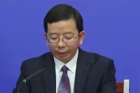 北京1例确诊在花家地实验小学朝来校区工作 孩子在陈经纶中学分校视频封面