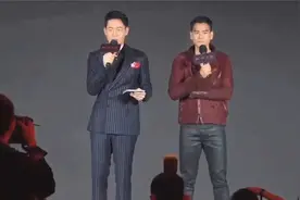 彭于晏跑步训练被偶遇，皮肤晒成古铜色，汗水浸湿衣服露健硕身材视频封面