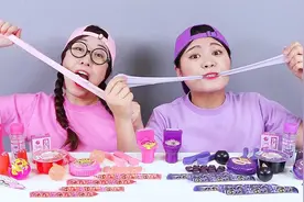 搞笑外国人：俩女孩玩超大泡泡糖，边吃还能边玩太厉害了！视频封面
