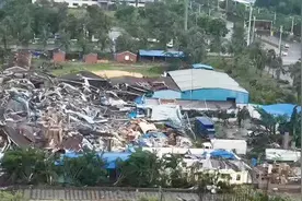 海南儋州突发龙卷风8人死亡 灾后视频曝光：树木倒塌 铁皮房掀翻视频封面