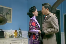 女人：唐太太都当奶奶了，还风韵犹存，怪不得招年轻小伙喜爱视频封面
