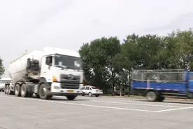 3月1日起冒黑烟大货不能在街上随便“突突”了视频封面