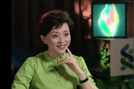 访谈：郭晶晶双眼视力0.2，为集中注意力比赛，坚决不戴隐形眼镜视频封面
