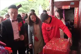 贵州农村一穷小子，娶了一有钱人家姑娘，打开箱子看看陪嫁多少钱视频封面