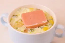 泡面还能有如此新奇的吃法？看到就爱了呀！视频封面