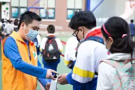 天津北辰区华辰学校个别班级停课两日，发烧学生核酸均为阴性视频封面