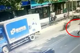 武汉光谷律师遭枪击致死，案发瞬间监控画面曝光视频封面