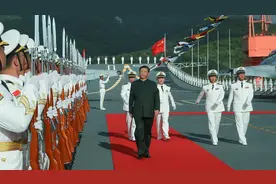 现场视频！我国第一艘国产航空母舰交付海军