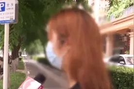 深圳女子试衣间换衣服发现上方有摄像头，商场致歉视频封面