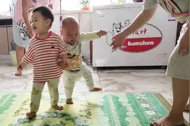 宝宝：姐姐你慢点，我油门踩到油箱也追不上你啊！腿都开始画圈了视频封面