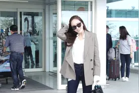 整个机场都是我的T台 时尚女王Jessica私服美到爆视频封面