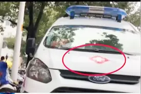 医院门口停救护车，保安竟说：这是假的不能进医院！