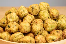 过年炸萝卜丸子好吃做法，配方比例详细，酥脆拉丝，凉了也不硬