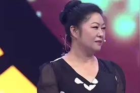 门当户对：穷大叔来相亲，女老板不嫌他，两人竟成功牵手了视频封面
