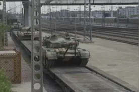 牛！直击千人千车海上“快递”视频封面