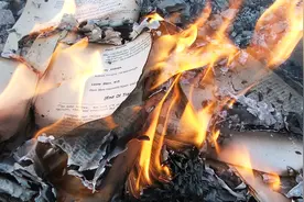 为什么爱因斯坦临终前，烧毁研究多年的手稿，里面到底有什么？