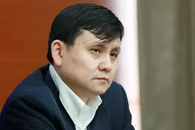 张文宏：上海早日找回如空气般普通但又如金子般珍贵的正常生活视频封面
