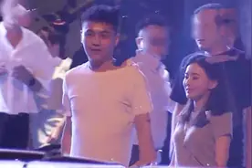 江铠同新恋情曝光，喝完酒共回住所，男方拥有多辆千万级豪车视频封面