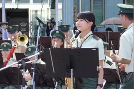 日本陆上自卫队中部方面音乐队演奏《名侦探柯南》主题曲视频封面