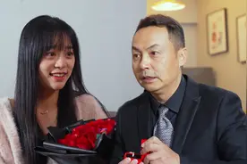 是谁导演这场戏，在这孤单角色里